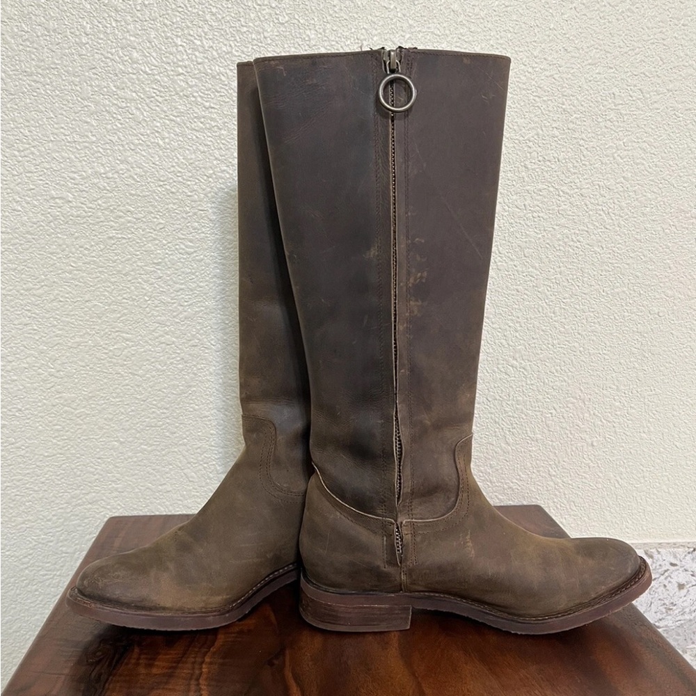 Justin Boots Tan and Brown Leather Boots